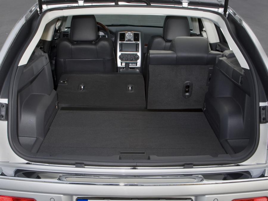  Chrysler 300C Touring 2007 года  (фото 5 из 7)
